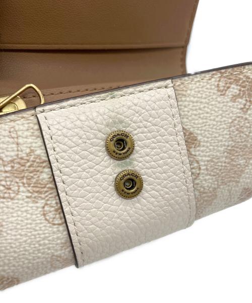 COACH（コーチ）COACH (コーチ) 6 リング キー ケース・ホース アンド キャリッジ プリント アイボリーの古着・服飾アイテム