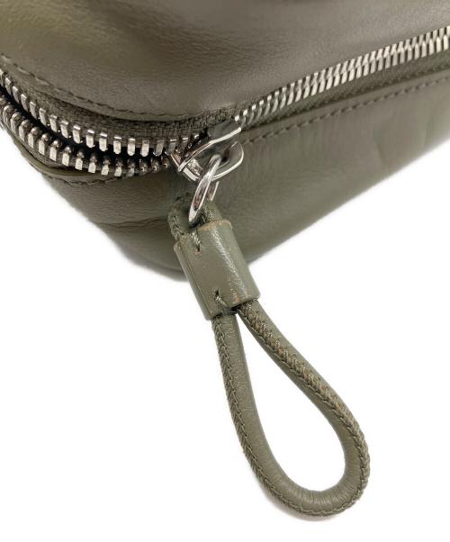 LACOSTE（ラコステ）LACOSTE (ラコステ) ショルダーポーチ オリーブの古着・服飾アイテム