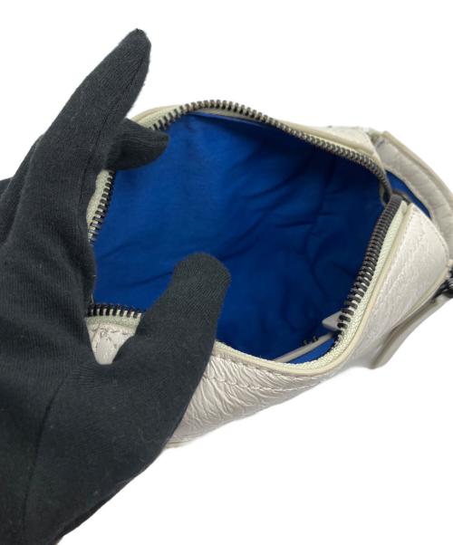 DIESEL（ディーゼル）DIESEL (ディーゼル) ショルダーバッグ ホワイトの古着・服飾アイテム