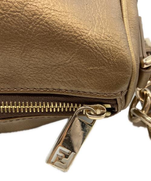 FENDI（フェンディ）FENDI (フェンディ) ショルダーバッグ ゴールドの古着・服飾アイテム