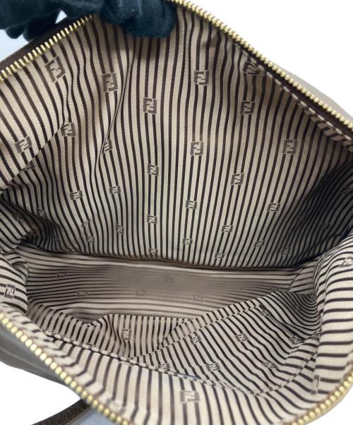 FENDI（フェンディ）FENDI (フェンディ) ショルダーバッグ ゴールドの古着・服飾アイテム