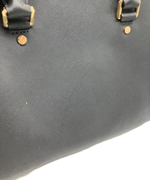 MICHAEL KORS（マイケル・コース）MICHAEL KORS (マイケル・コース) セルマ ミディアム サッチェル ハンドバッグ ブラックの古着・服飾アイテム