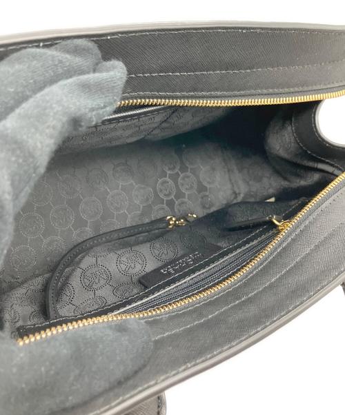 MICHAEL KORS（マイケル・コース）MICHAEL KORS (マイケル・コース) セルマ ミディアム サッチェル ハンドバッグ ブラックの古着・服飾アイテム
