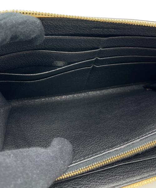 CELINE（セリーヌ）CELINE (セリーヌ) ラウンドファスナー財布 アイボリーの古着・服飾アイテム