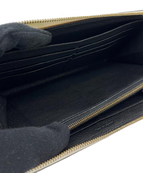 CELINE（セリーヌ）CELINE (セリーヌ) ラウンドファスナー財布 アイボリーの古着・服飾アイテム