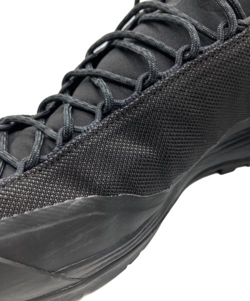 ARC'TERYX（アークテリクス）ARC'TERYX (アークテリクス) ローカットスニーカー ブラック サイズ:27の古着・服飾アイテム