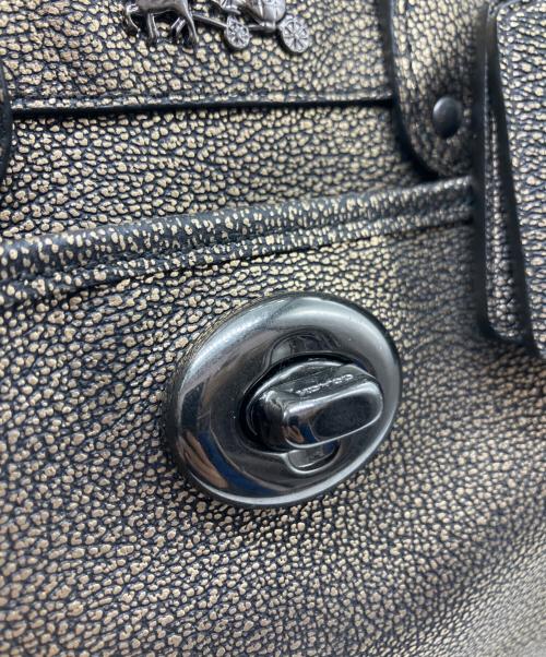 COACH（コーチ）COACH (コーチ) 2WAYショルダーバッグ ゴールドの古着・服飾アイテム