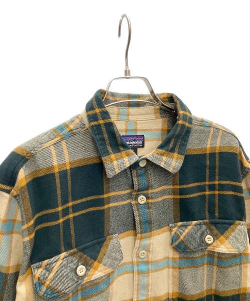 Patagonia（パタゴニア）Patagonia (パタゴニア) 長袖シャツ ブラウン×グリーン サイズ:Mの古着・服飾アイテム