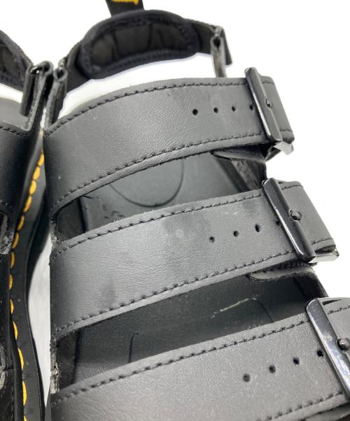 Dr.Martens（ドクターマーチン）Dr.Martens (ドクターマーチン) ストラップサンダル ブラック サイズ:UK8の古着・服飾アイテム
