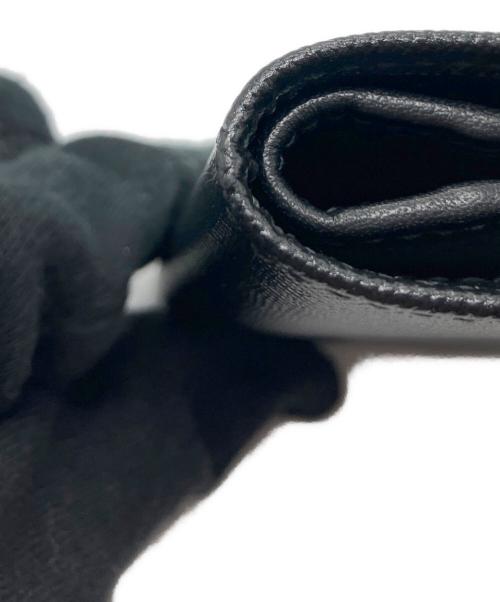 JIMMY CHOO（ジミーチュウ）JIMMY CHOO (ジミーチュウ) 2つ折り財布 ブラックの古着・服飾アイテム