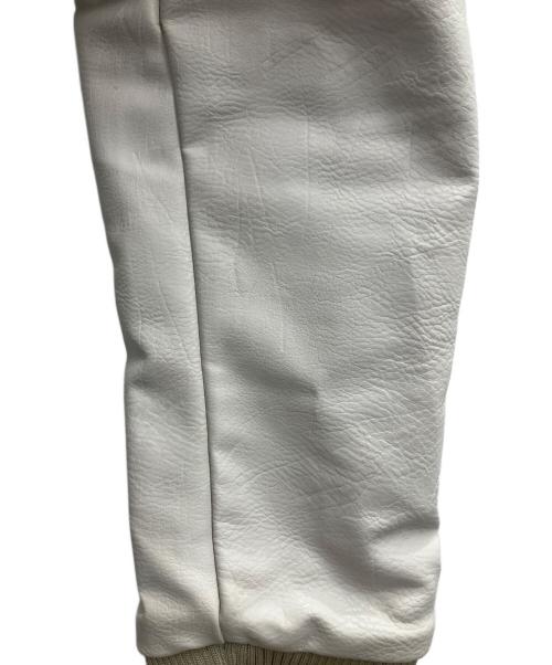 1PIU1UGUALE3 RELAX（ウノピゥウノウグァーレトレ リラックス）1piu1uguale3 relax (ウノピゥウノウグァーレトレ リラックス) ブルゾン ホワイト×ベージュ サイズ:Lの古着・服飾アイテム