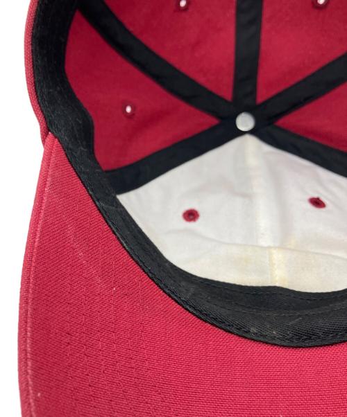 SUPREME（シュプリーム）Supreme (シュプリーム) キャップ レッドの古着・服飾アイテム