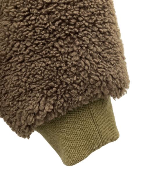 WHITE MOUNTAINEERING（ホワイトマウンテ二アニング）WHITE MOUNTAINEERING (ホワイトマウンテ二アニング) BOA BOMBER JACKET カーキ×ベージュ サイズ:SIZE2の古着・服飾アイテム