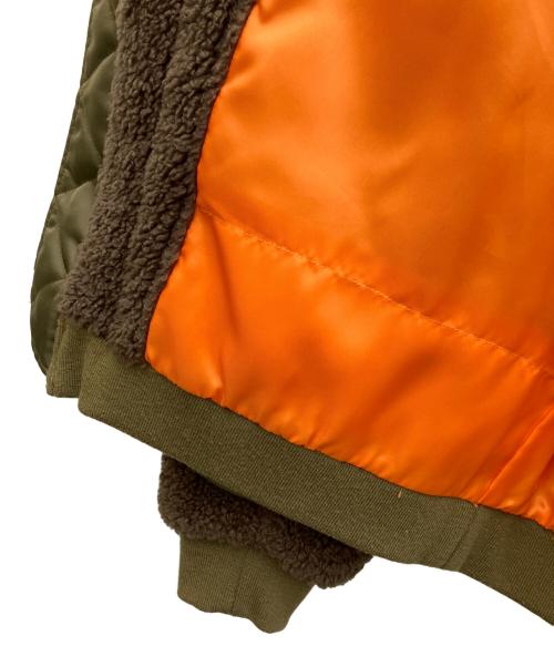 WHITE MOUNTAINEERING（ホワイトマウンテ二アニング）WHITE MOUNTAINEERING (ホワイトマウンテ二アニング) BOA BOMBER JACKET カーキ×ベージュ サイズ:SIZE2の古着・服飾アイテム