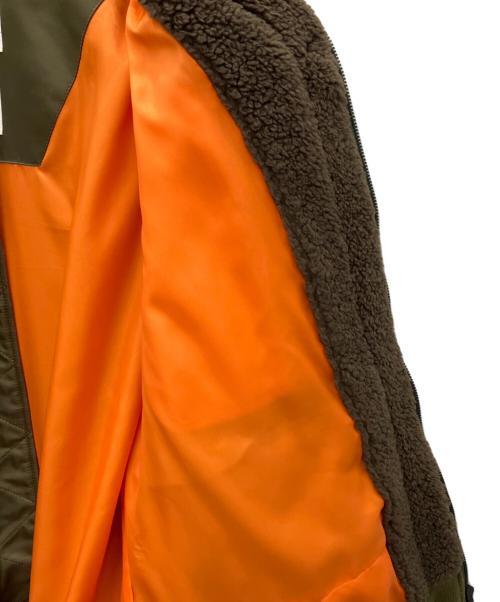 WHITE MOUNTAINEERING（ホワイトマウンテ二アニング）WHITE MOUNTAINEERING (ホワイトマウンテ二アニング) BOA BOMBER JACKET カーキ×ベージュ サイズ:SIZE2の古着・服飾アイテム