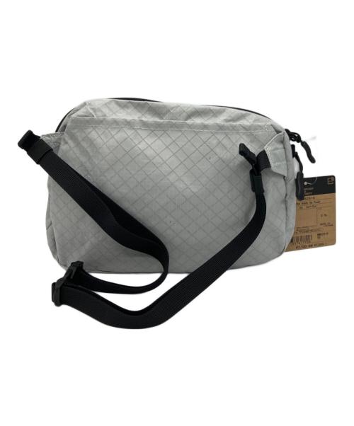 THE NORTH FACE（ザ ノース フェイス）THE NORTH FACE (ザ ノース フェイス) ウルトラメイフライヒップポーチ グレー×ブラック 未使用品の古着・服飾アイテム