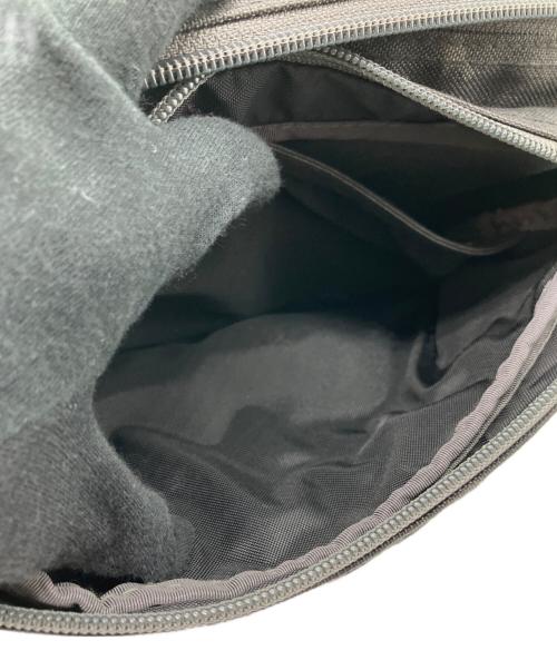 BRIEFING（ブリーフィング）BRIEFING (ブリーフィング) 携帯ポーチ グリーンの古着・服飾アイテム