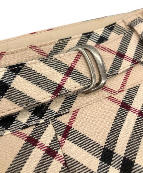 BURBERRY BLUE LABEL（バーバリー ブルー レーベル）BURBERRY BLUE LABEL (バーバリー ブルー レーベル) チェックスカート ベージュ サイズ:SIZE36の古着・服飾アイテム