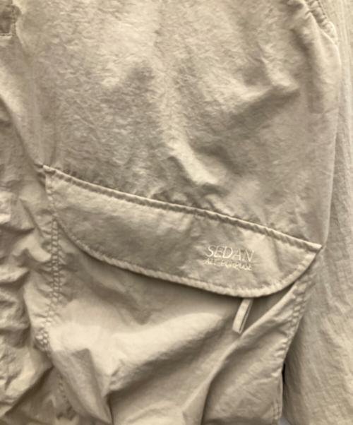 SEDAN ALL-PURPOSE（セダンオールパーパス）SEDAN ALL-PURPOSE (セダンオールパーパス) ナイロンジャケット ベージュ サイズ:Lの古着・服飾アイテム