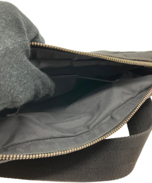 GUCCI（グッチ）GUCCI (グッチ) ウエストバッグ ブラックの古着・服飾アイテム