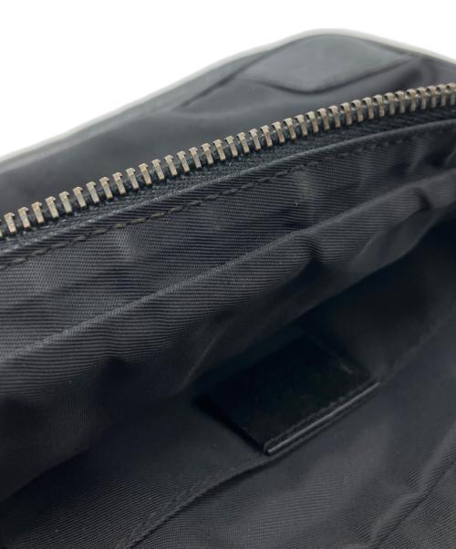 GUCCI（グッチ）GUCCI (グッチ) ウエストバッグ ブラックの古着・服飾アイテム