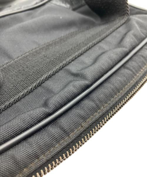 GUCCI（グッチ）GUCCI (グッチ) ウエストバッグ ブラックの古着・服飾アイテム