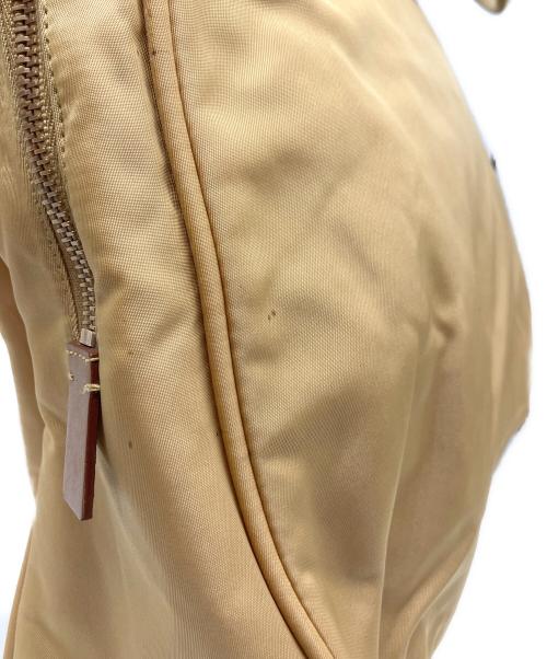 PRADA（プラダ）PRADA (プラダ) ハンドバッグ ベージュの古着・服飾アイテム