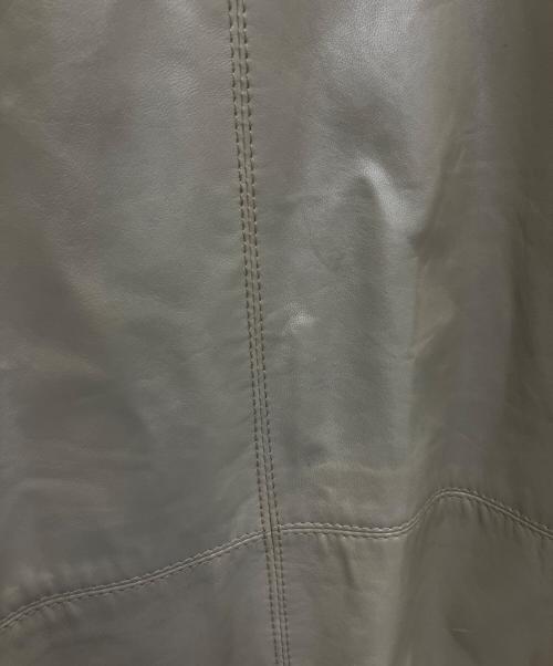 JEAN LOUIS SCHERRER（ジャンルイ シェレル）JEAN LOUIS SCHERRER (ジャンルイ シェレル) レザーコート ベージュ サイズ:Mの古着・服飾アイテム