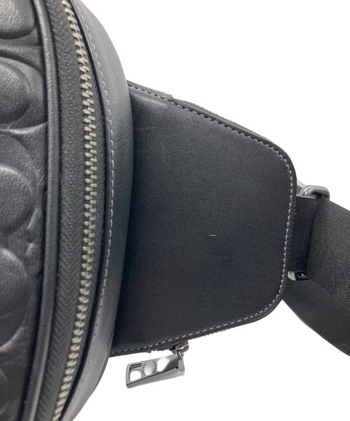 COACH（コーチ）COACH (コーチ) イーサン パック・シグネチャー レザー ブラックの古着・服飾アイテム