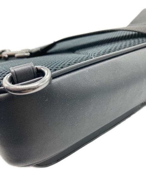 COACH（コーチ）COACH (コーチ) イーサン パック・シグネチャー レザー ブラックの古着・服飾アイテム