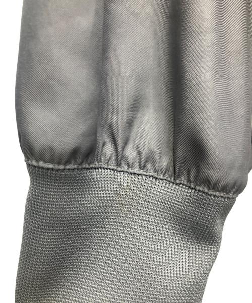 NIKE（ナイキ）NIKE (ナイキ) ウインドブレーカー グレー サイズ:XLの古着・服飾アイテム