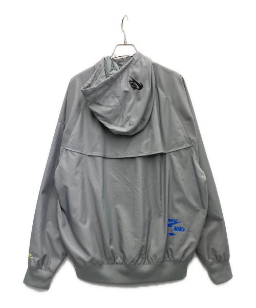 NIKE（ナイキ）NIKE (ナイキ) ウインドブレーカー グレー サイズ:XLの古着・服飾アイテム