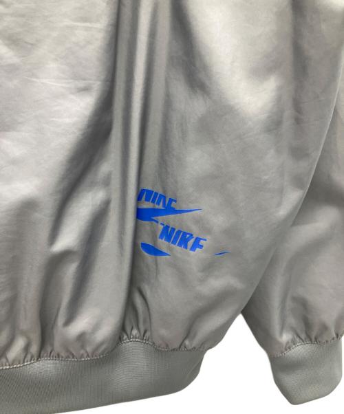 NIKE（ナイキ）NIKE (ナイキ) ウインドブレーカー グレー サイズ:XLの古着・服飾アイテム