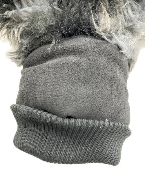 EMODA（エモダ）EMODA (エモダ) ファージャケット グレー×ブラック サイズ:SIZEFREEの古着・服飾アイテム