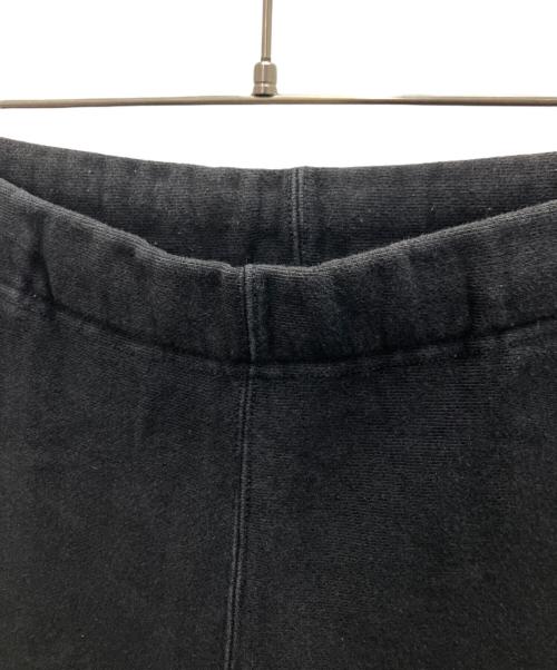 Champion REVERSE WEAVE（チャンピオン リバース ウィーブ）Champion REVERSE WEAVE (チャンピオン リバース ウィーブ) スウェットハーフパンツ ブラック サイズ:XLの古着・服飾アイテム