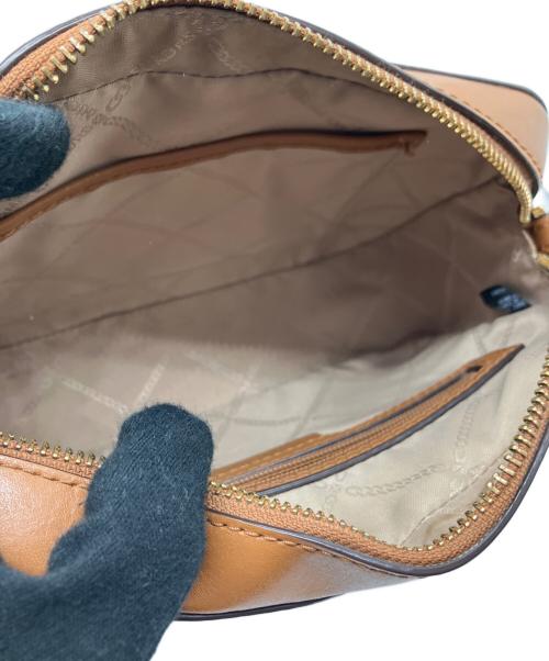 MICHAEL KORS（マイケル・コース）MICHAEL KORS (マイケル・コース) ショルダーバッグ ブラウンの古着・服飾アイテム