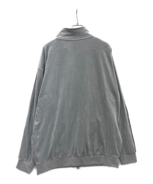 adidas（アディダス）adidas (アディダス) ベロア トラックジャケット ライトグレー サイズ:XLの古着・服飾アイテム