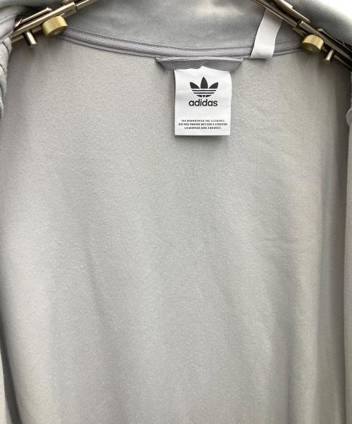 adidas（アディダス）adidas (アディダス) ベロア トラックジャケット ライトグレー サイズ:XLの古着・服飾アイテム