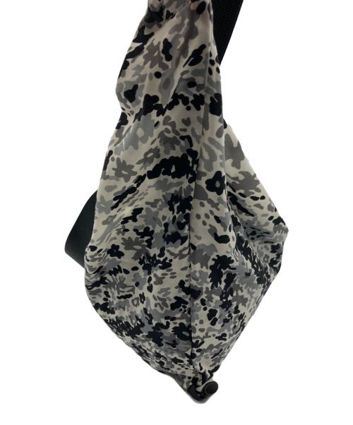 THE NORTHFACE PURPLELABEL（ザ・ノースフェイス パープルレーベル）THE NORTHFACE PURPLELABEL (ザ・ノースフェイス パープルレーベル) ショルダーバッグ ホワイトの古着・服飾アイテム