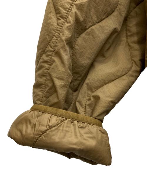 UNIQLO（ユニクロ）UNIQLO (ユニクロ) WHITE MOUNTAINEERING (ホワイトマウンテ二アニング) ダウンジャケット ブラウン サイズ:Lの古着・服飾アイテム