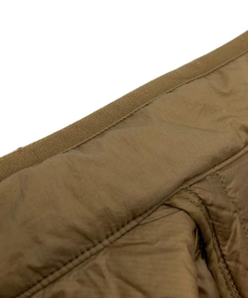 UNIQLO（ユニクロ）UNIQLO (ユニクロ) WHITE MOUNTAINEERING (ホワイトマウンテ二アニング) ダウンジャケット ブラウン サイズ:Lの古着・服飾アイテム