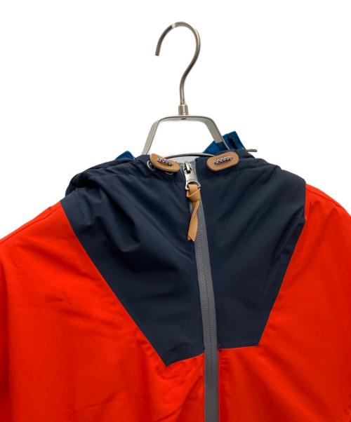 AIGLE（エーグル）AIGLE (エーグル) マウンテンパーカー レッド×ネイビー サイズ:L 未使用品の古着・服飾アイテム