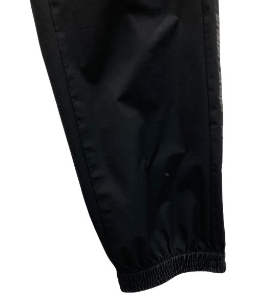 F.C.R.B.（エフシーレアルブリストル）F.C.R.B. (エフシーレアルブリストル) 4WAY STRETCH SIDE LINE PANTS ブラック サイズ:Lの古着・服飾アイテム