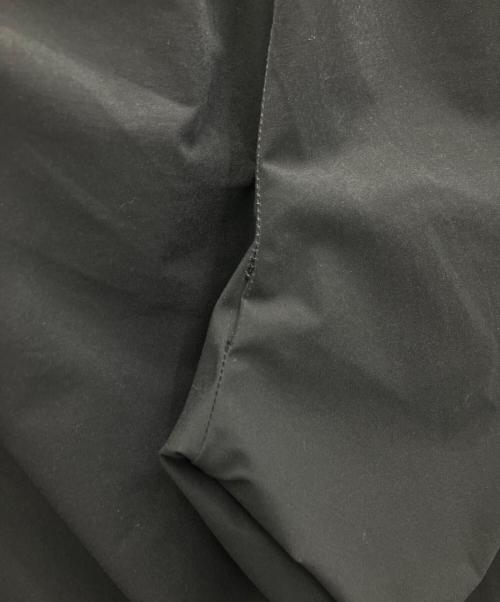 F.C.R.B.（エフシーレアルブリストル）F.C.R.B. (エフシーレアルブリストル) 4WAY STRETCH SIDE LINE PANTS ブラック サイズ:Lの古着・服飾アイテム
