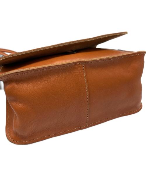 IL BISONTE（イル ビゾンテ）IL BISONTE (イル ビゾンテ) ショルダーバッグ ブラウンの古着・服飾アイテム