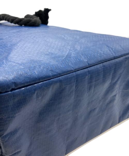 SARACASA（サラカーサ）SARACASA (サラカーサ) ハンドバッグ アイボリー×ブルーの古着・服飾アイテム