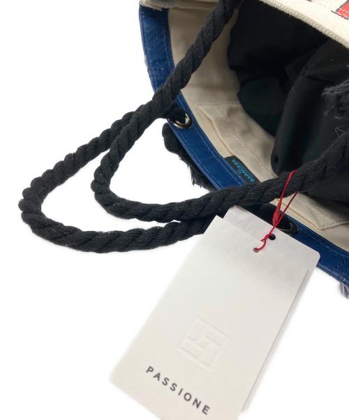 SARACASA（サラカーサ）SARACASA (サラカーサ) ハンドバッグ アイボリー×ブルーの古着・服飾アイテム