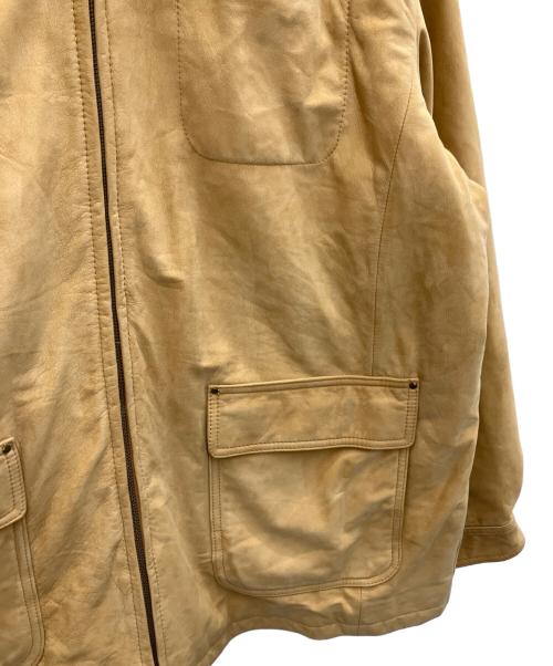 ROUNDTREE&YORKE（ラウンドツリー・アンド・ヨーク）ROUNDTREE&YORKE (ラウンドツリー・アンド・ヨーク) レザージャケット ベージュ サイズ:XLの古着・服飾アイテム