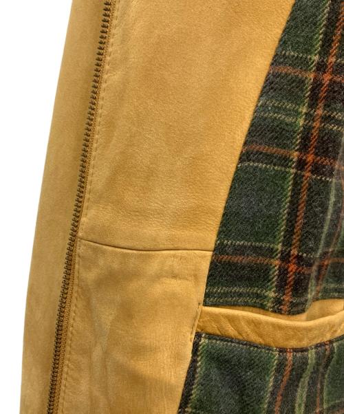 ROUNDTREE&YORKE（ラウンドツリー・アンド・ヨーク）ROUNDTREE&YORKE (ラウンドツリー・アンド・ヨーク) レザージャケット ベージュ サイズ:XLの古着・服飾アイテム