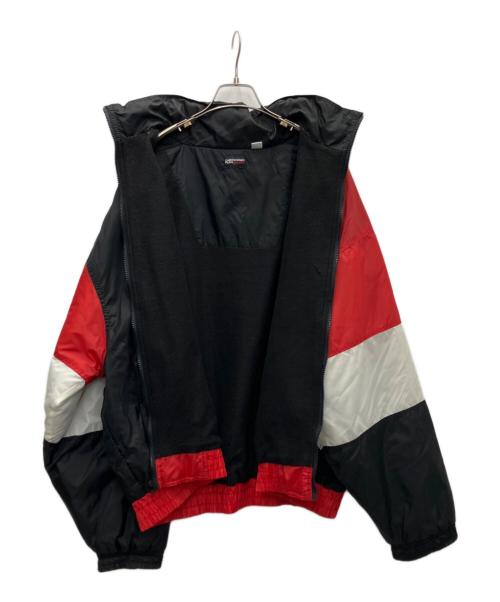 CHECKERED FLAG SPORT（チェッカーフラッグスポーツ）CHECKERED FLAG SPORT (チェッカーフラッグスポーツ) ナイロンジャケット ブラック×レッド サイズ:XLの古着・服飾アイテム